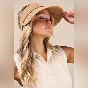 Chic Tan Woven Sun Visor